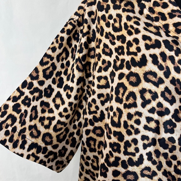 H&M Animal Print Blouse Size Large - Picture 7 of 9